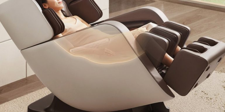 Массажное кресло и здоровье: польза, противопоказания и реальные отзывы